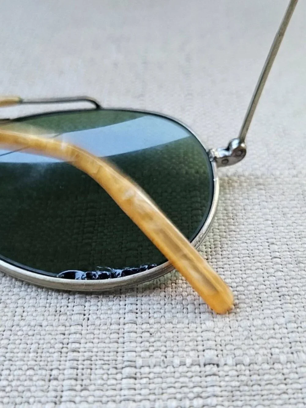 Vintage Men Sunglasses Silver Tone Metal Frame Green Lenses Aviator Sunglasses